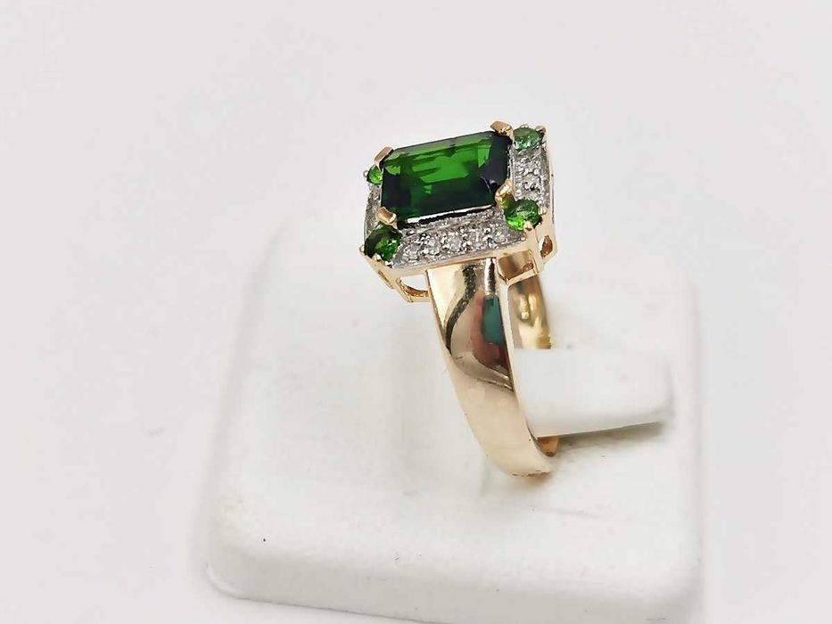 pierścionek złoto diamenty diopsydy 3,78 g certyfikat G.796