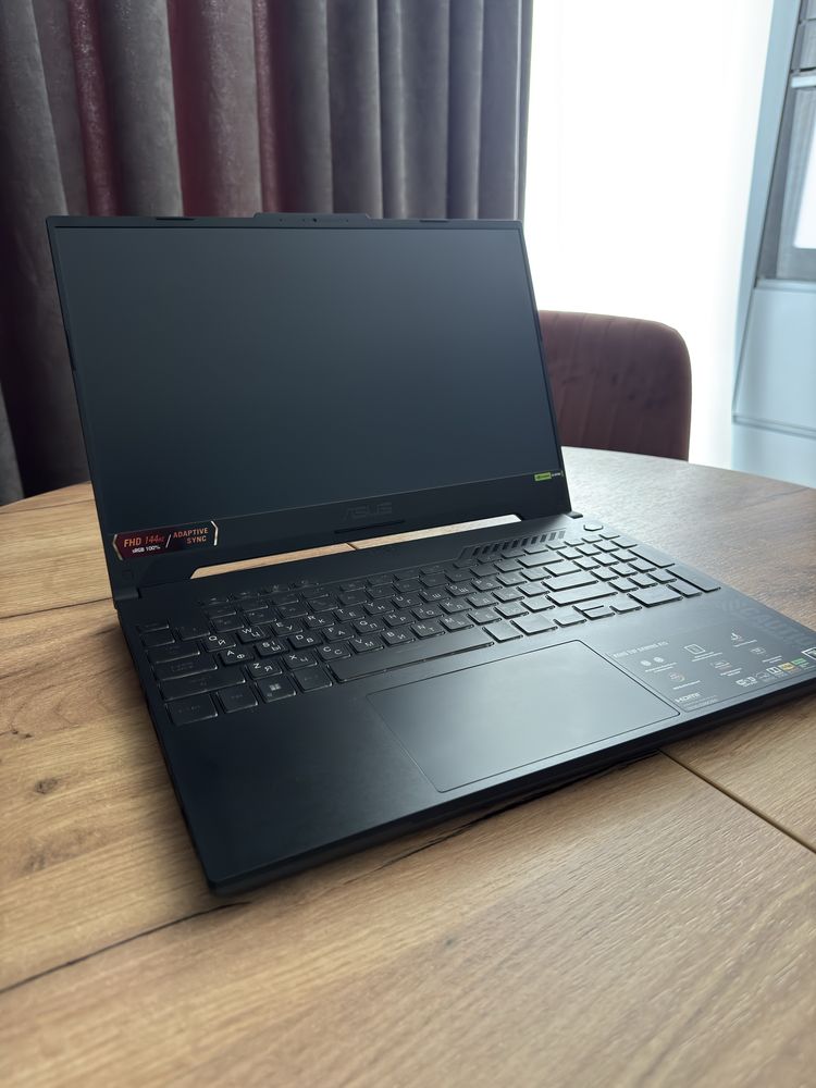 ASUS GAMING TUF A15 RTX 4060 16gb stan idealny plus gratisy