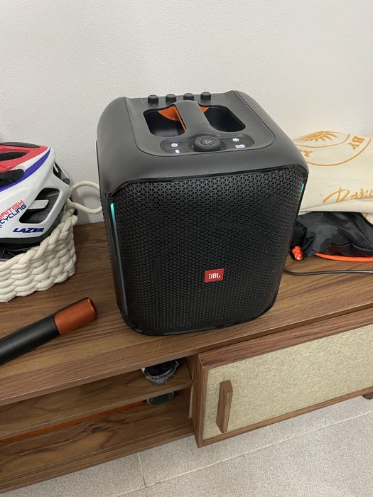 Jbl party box encore (nao essential) + mic