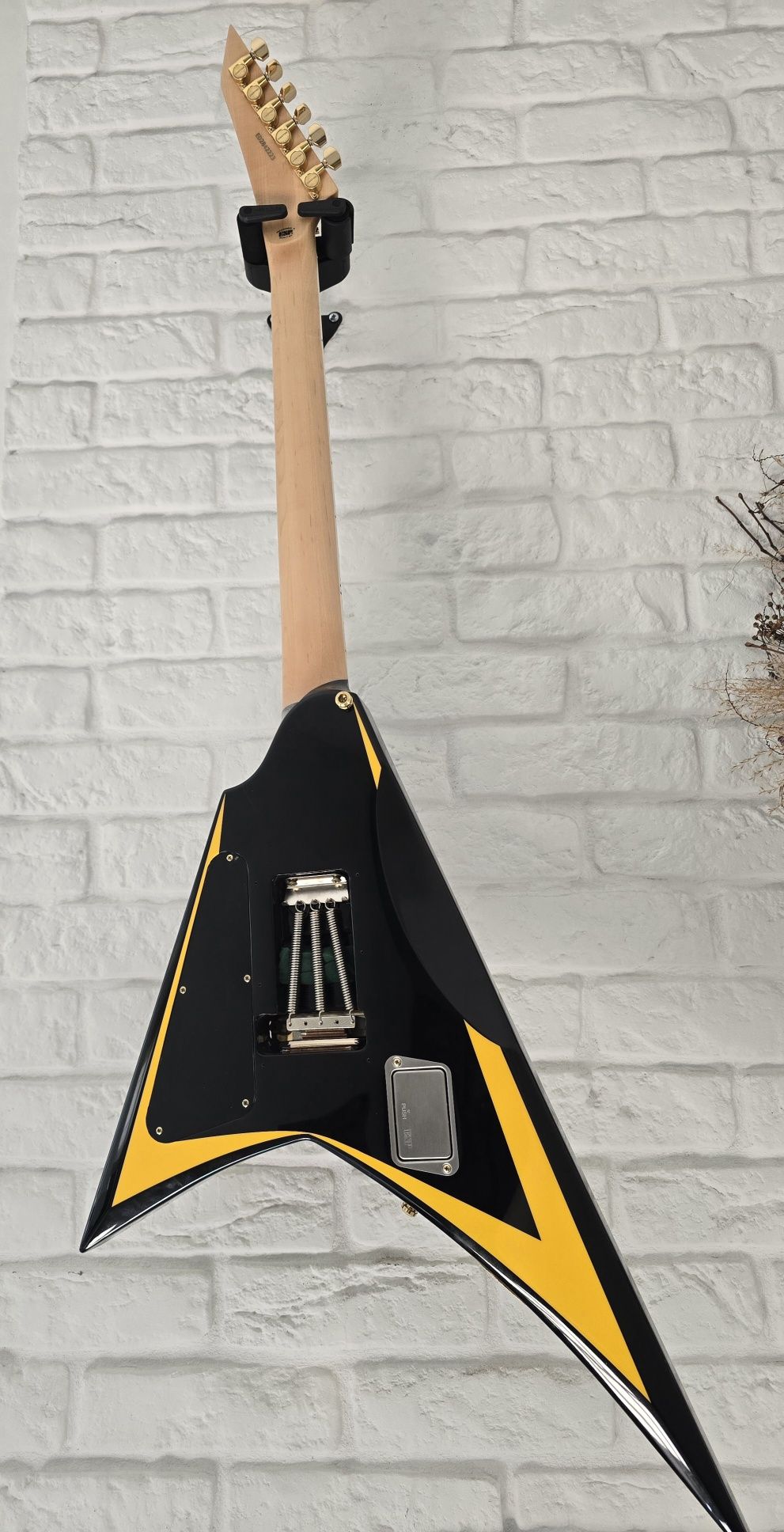 Gitara ESP Edwards - ALEXI ARROWHEAD - Japonia ESP