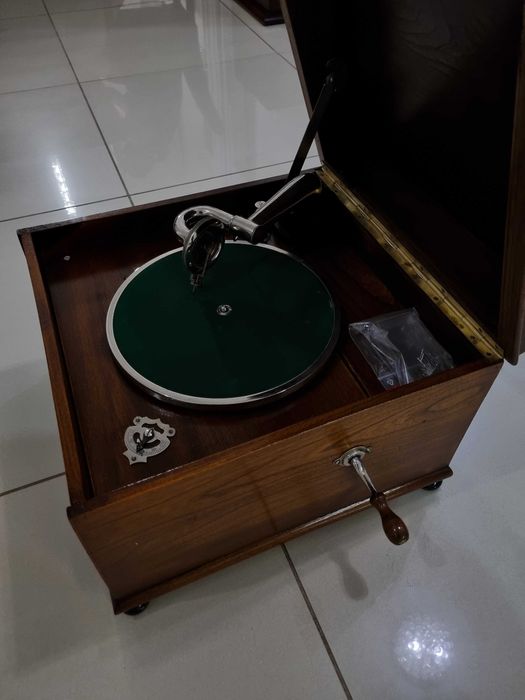 Gramofon antyczny zabytkowy Szwajcarii ANTYK XIX/XX wiek Szwajcaria