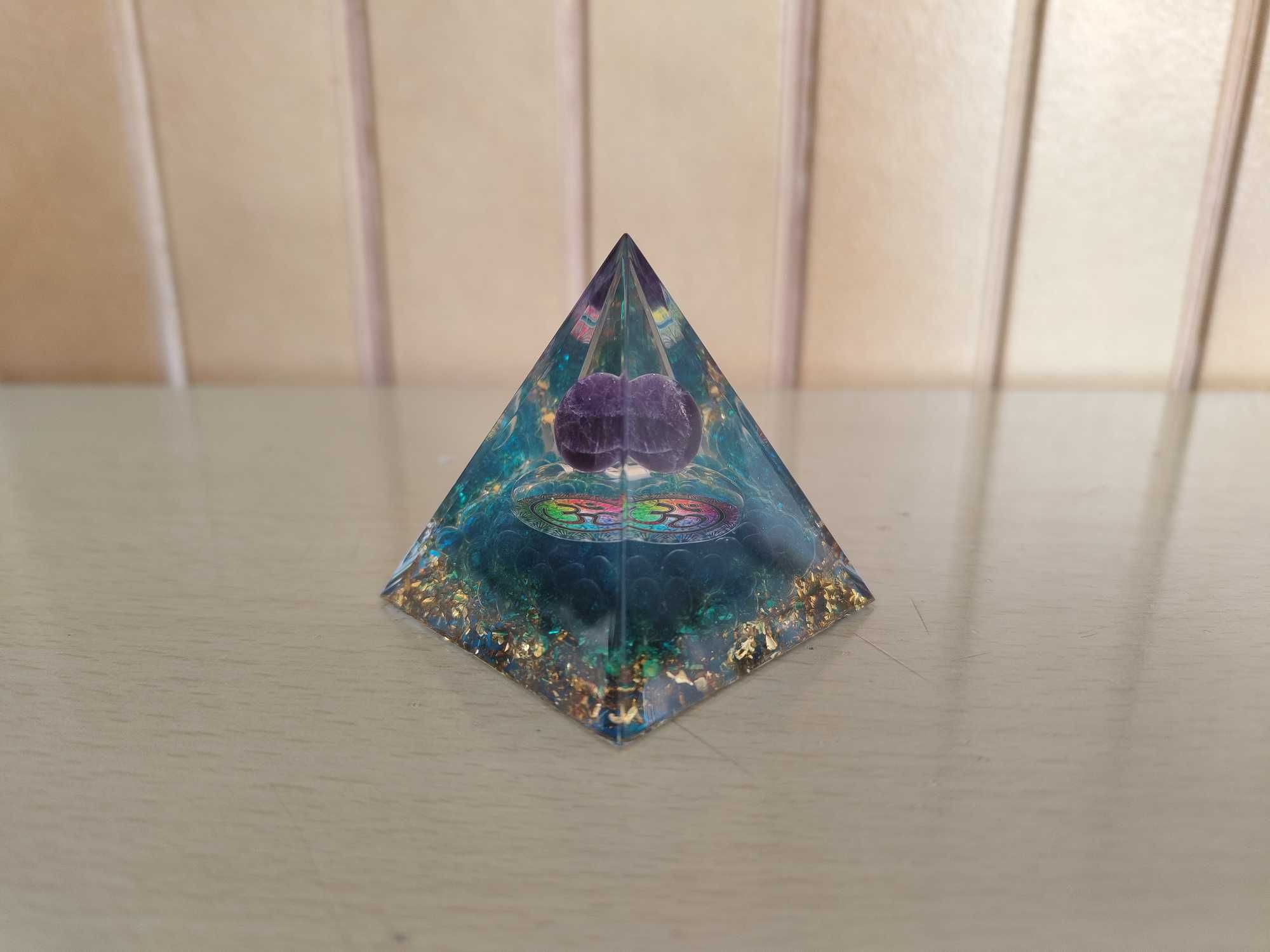 Pedra Pirâmide Cristal de Energia Reiki Chakra