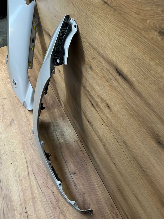 Błotnik przedni lewy prawy Toyota Rav4