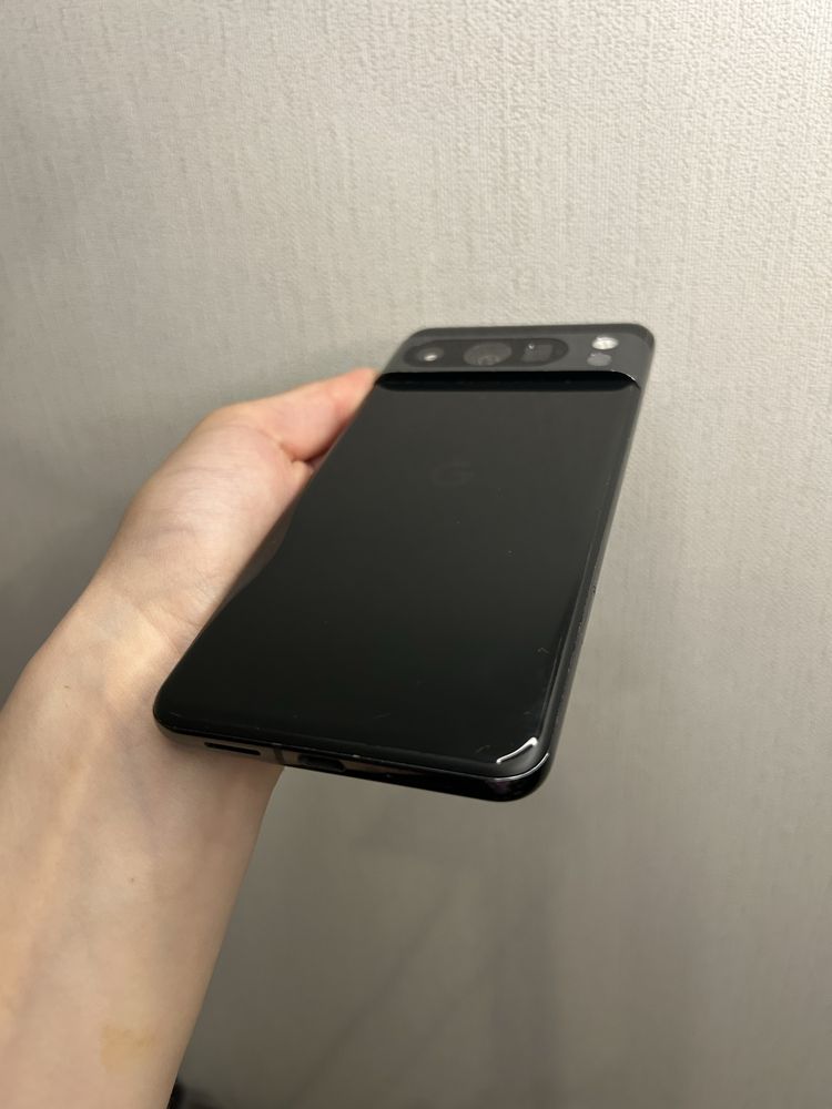 Google Pixel 8 Pro 12/128GB Obsidian Neverlock