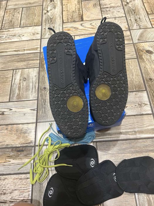 Кроссовки Adidas Forum bad bunny