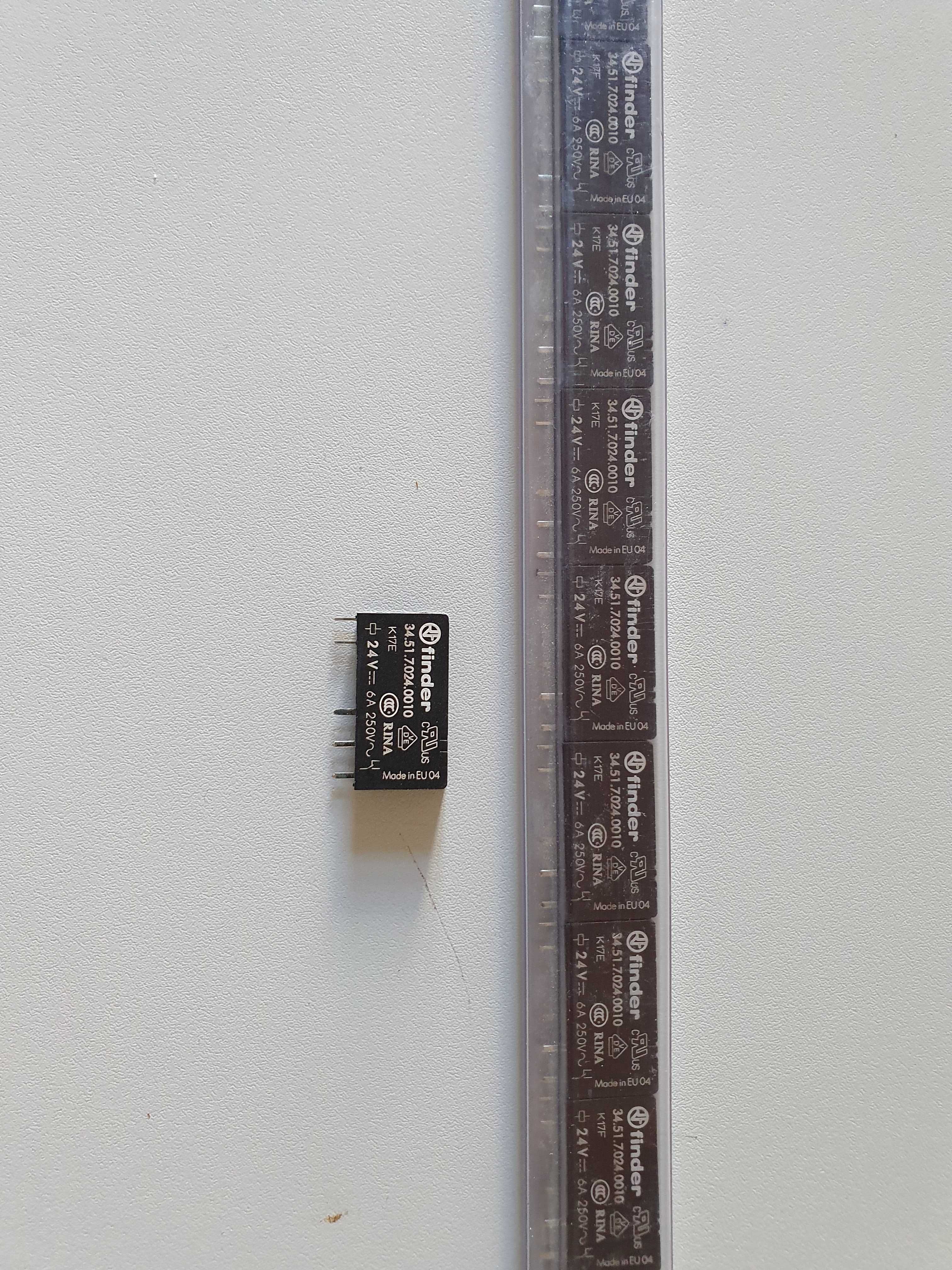 Relés para circuito impresso, novos