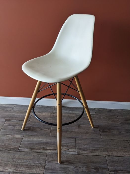 Барний стілець 70 см висотою