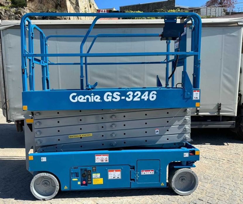 Plataforma Elevatoria Tesoura Eletrica Genie GS-3246 12 Metros
