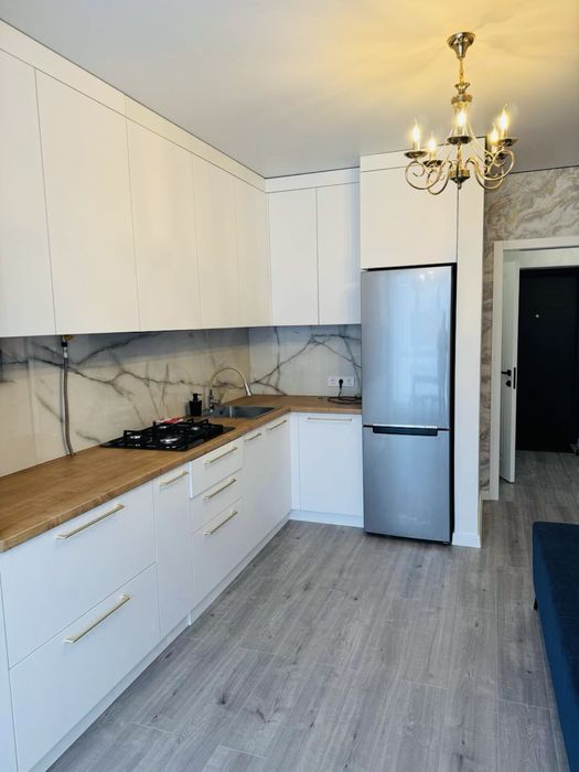 Однокімнатна квартира на Льонокомбінаті, перші орендарі.