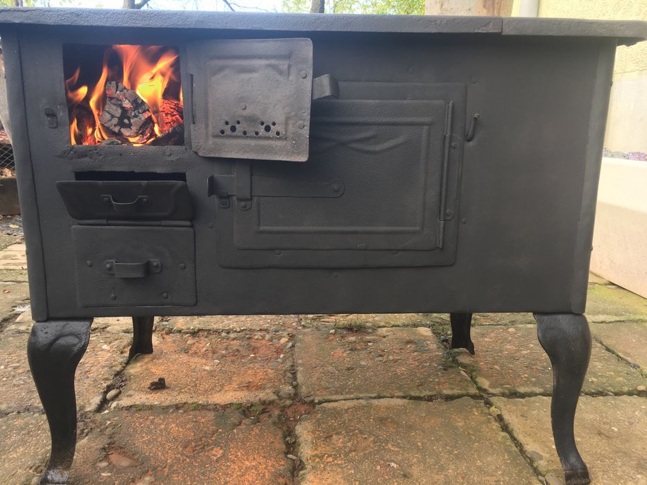 Дровяна варильна піч кухня отопительно варочная буржуйка шпор дров'яна