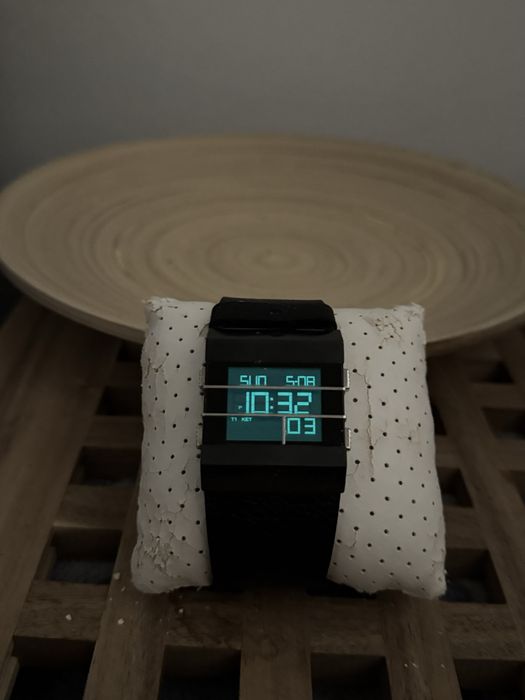 Relogio Diesel com pulseira em pele como Novo