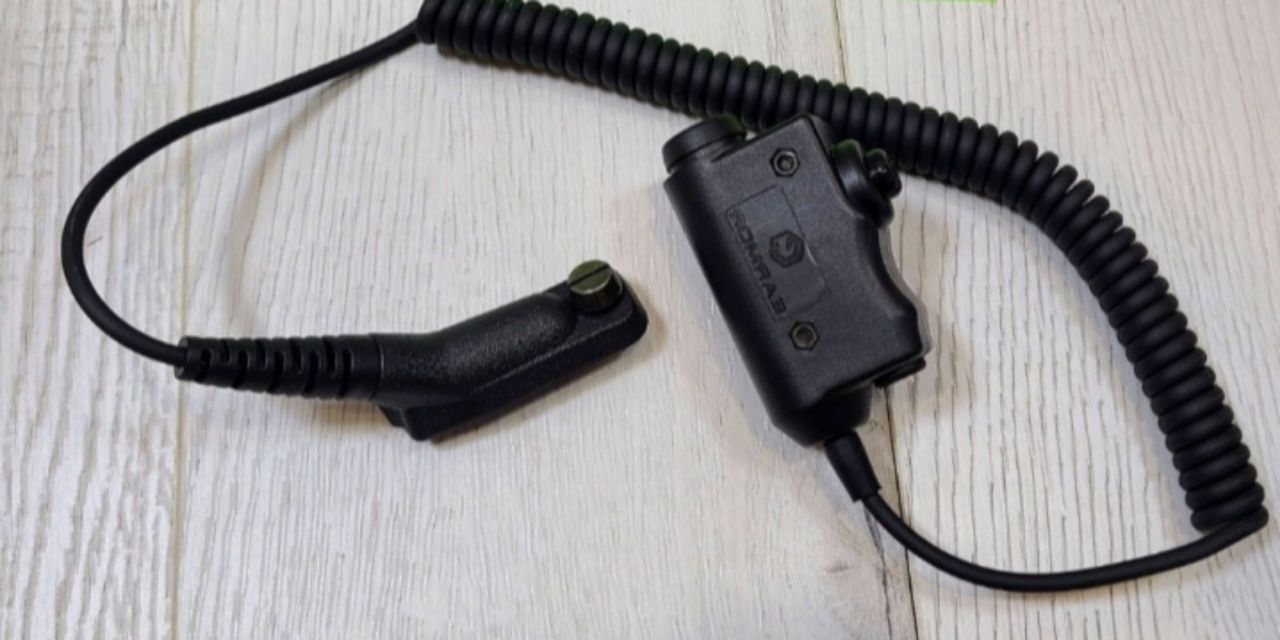 PTTEarmor M51 для рації Motorola DP4400-4800, гарнітура для навушників