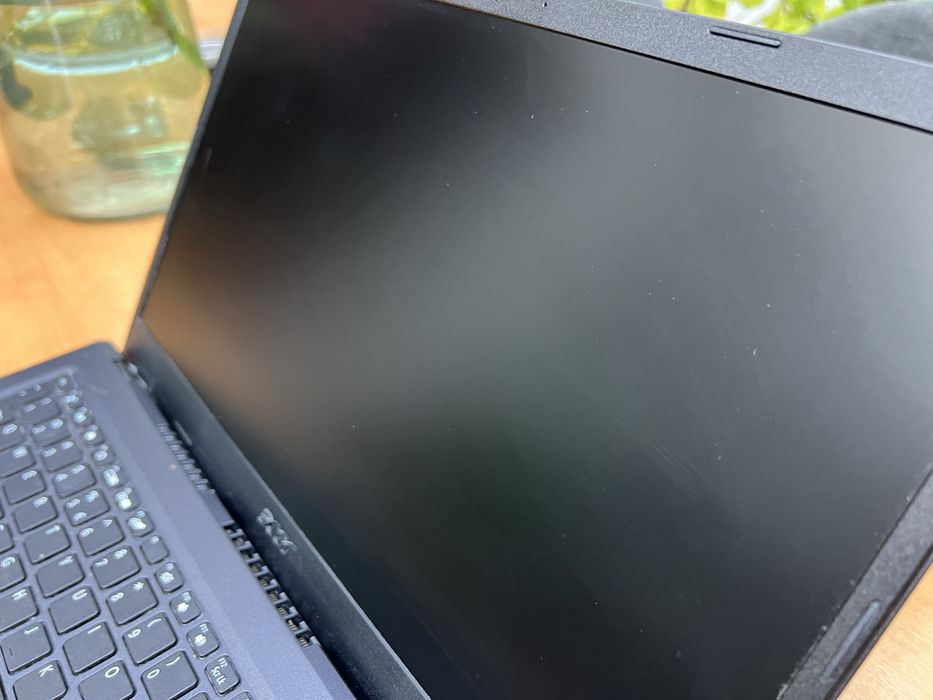 Laptop Acer Extensa 15 - Intel Core i3, 8 GB / 512 GB - stan idealny