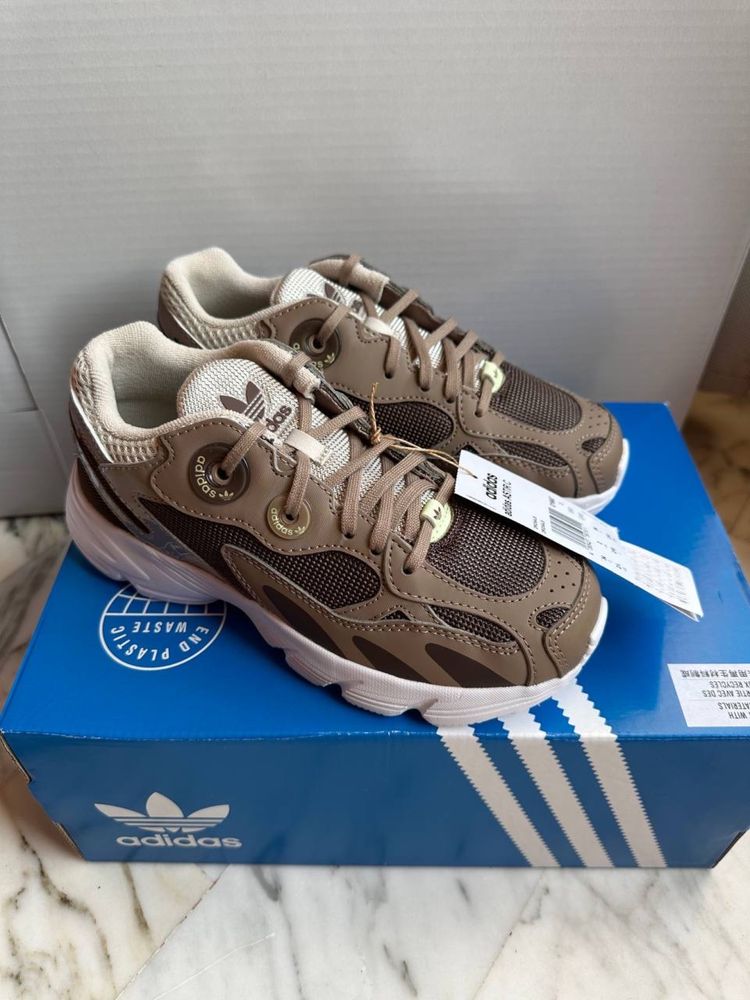 Кросівки Adidas astir c GY6667