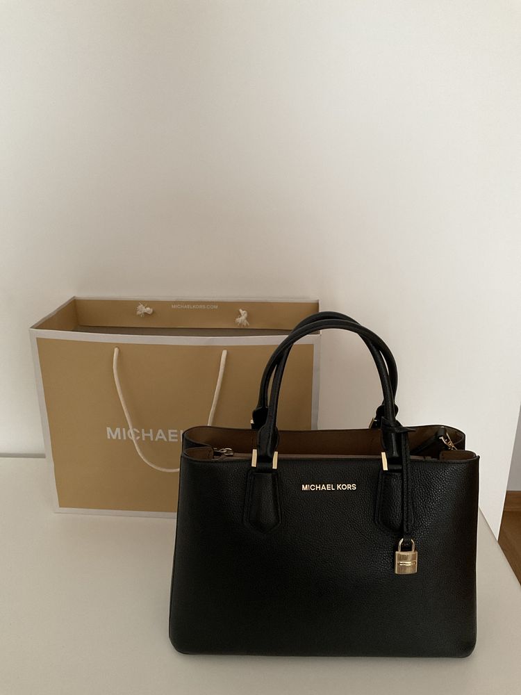 Mala Michael Kors