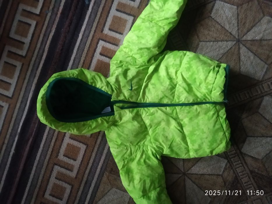 Пуховик дитячий.