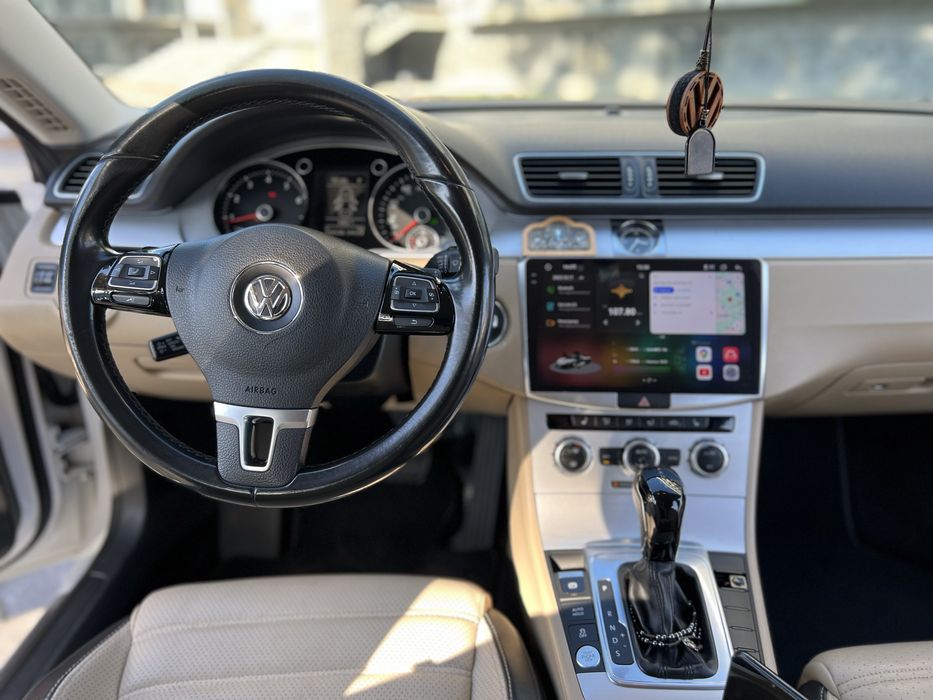 Volkswagen Passat CC R Line 2014