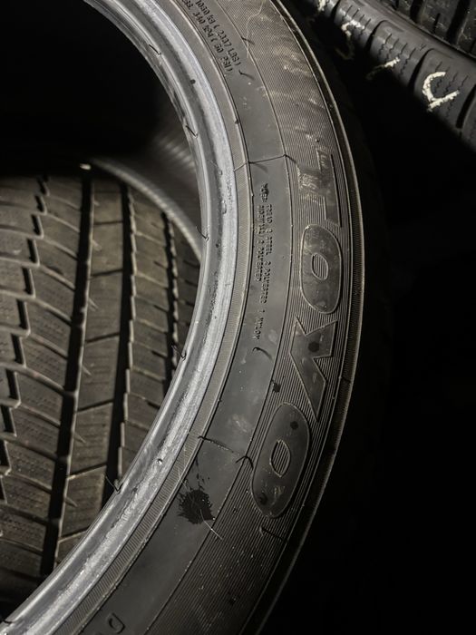Шини зимові Toyo R20 295/40 2шт.(ціна за скат)2017рік