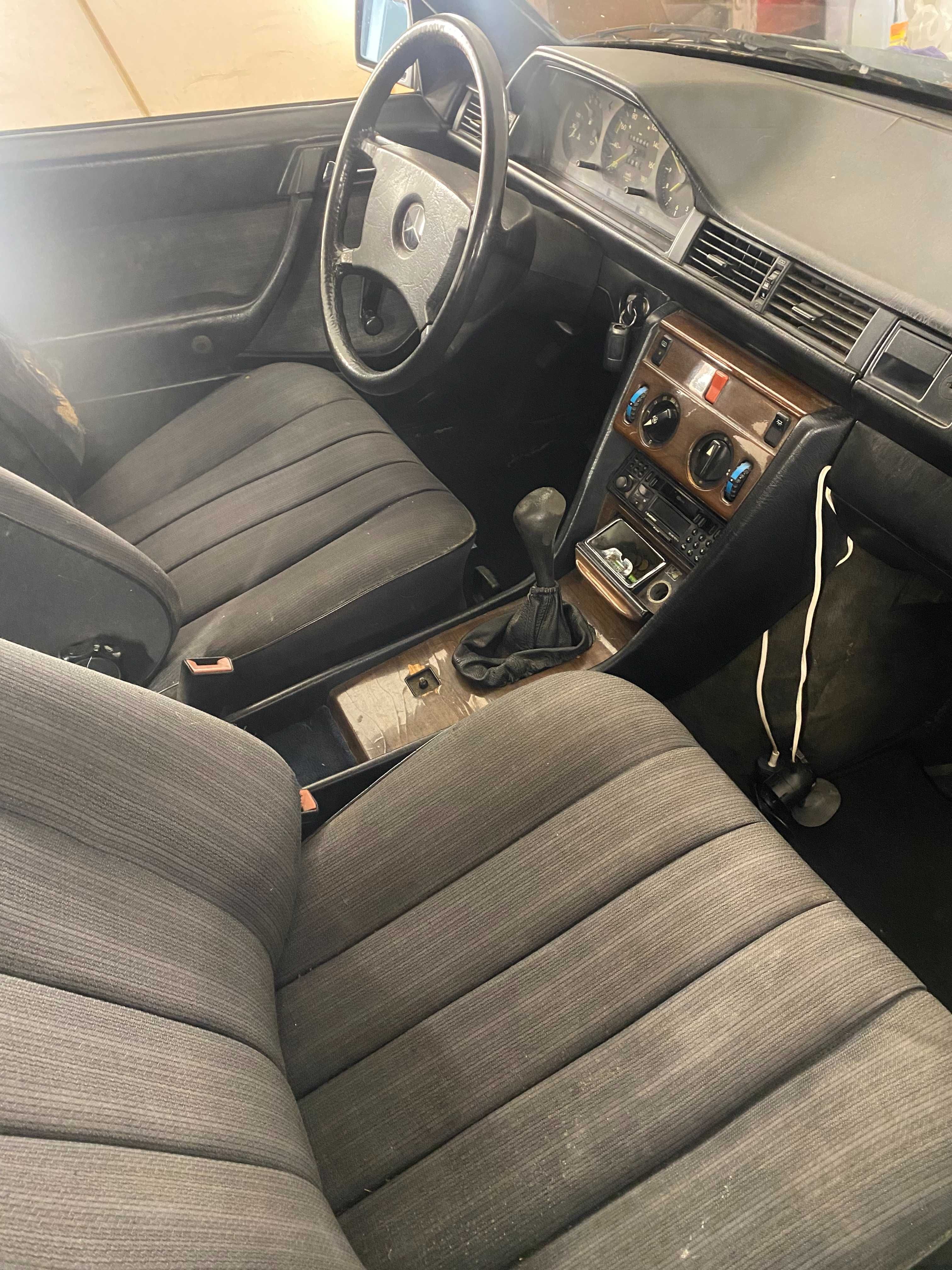 W124 2szt 300E-24 i 200D + masa części