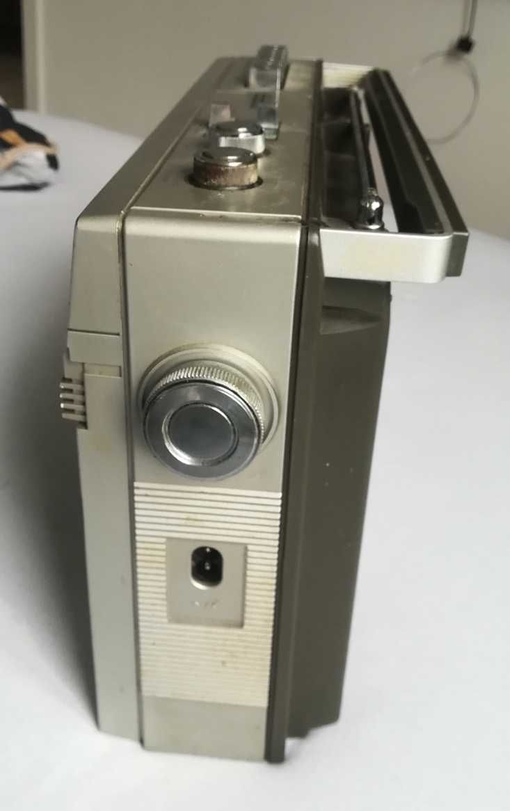 Radiomagnetofon Hitachi TRK-5854E