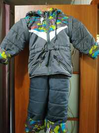 Демисезонная куртка ,костюм детский 98-108