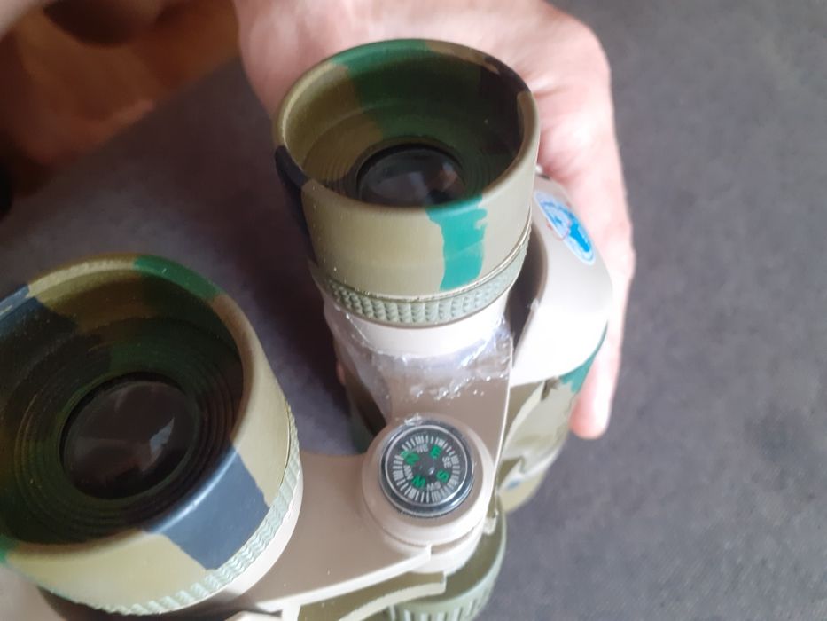 Бинокль есть ремонт пластика.