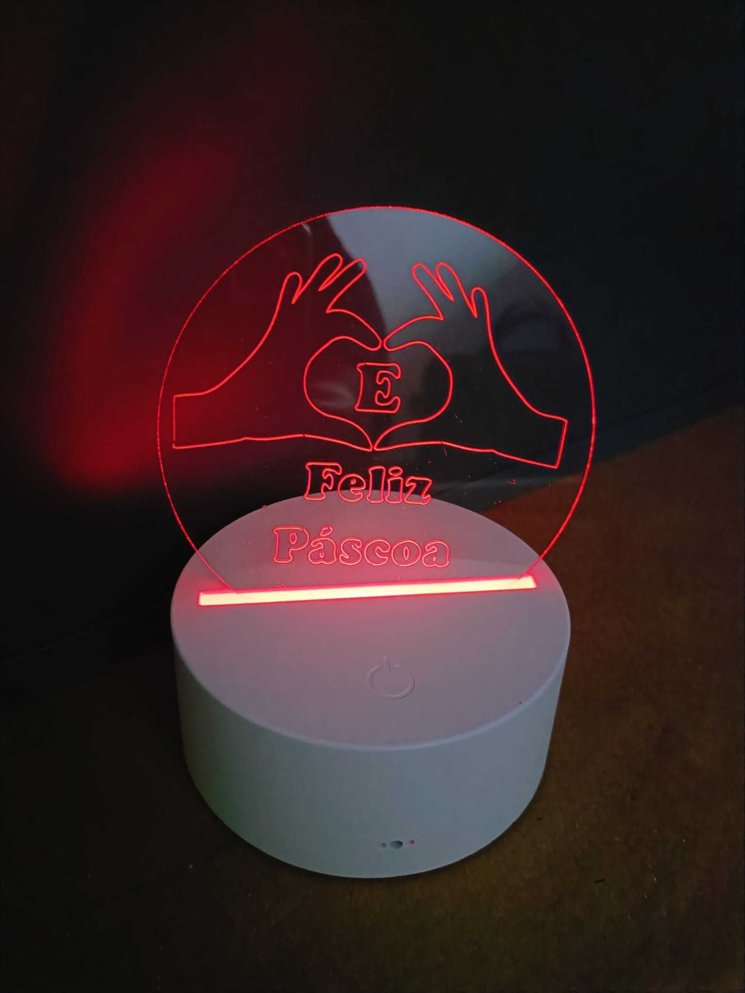 Acrílicos LED Personalizados – Iluminação Exclusiva para Seu Espaço