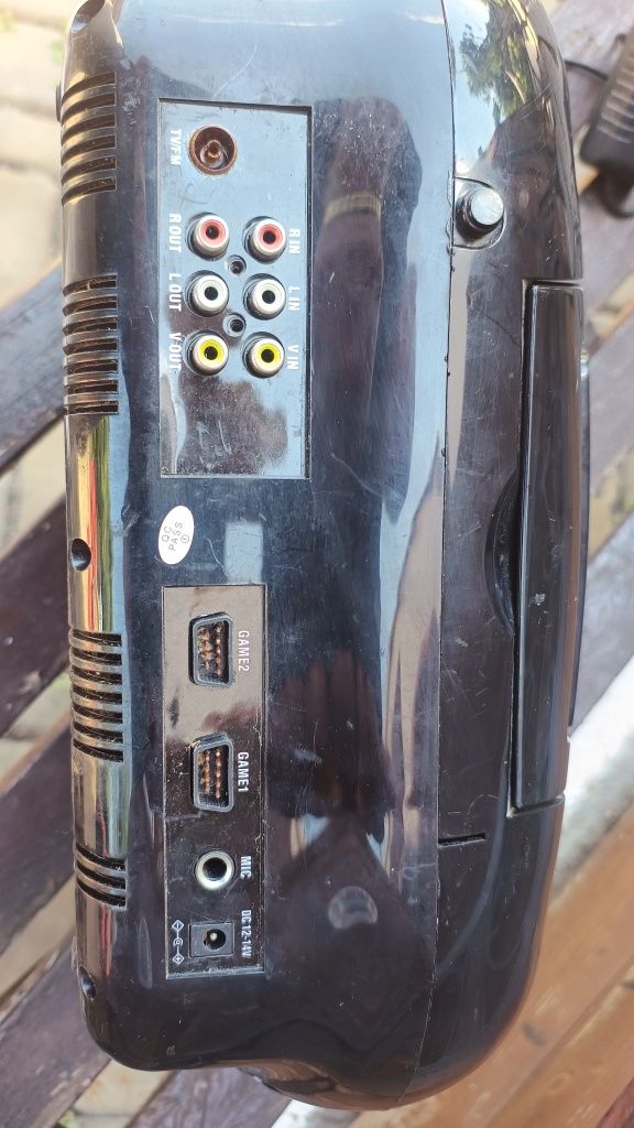 Продам музыкальный центр DAEWOO DBT 910U.