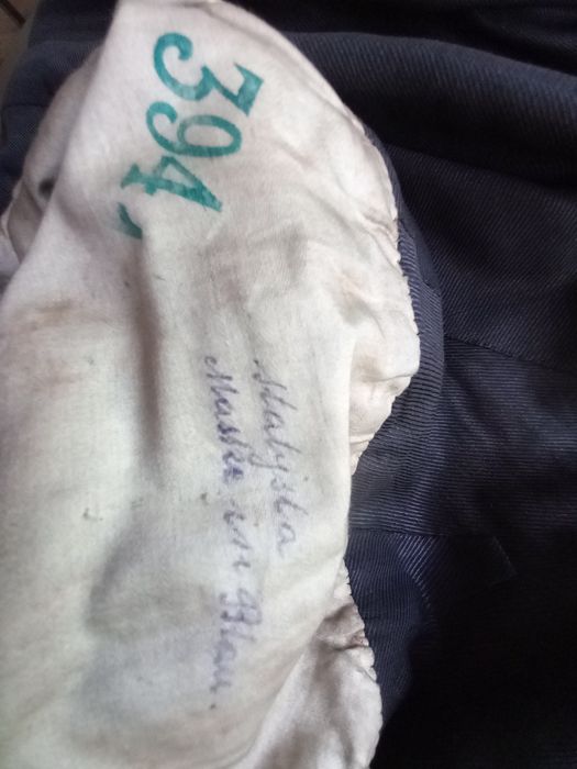 Surdut teatralny wykonany w XIX wieku.