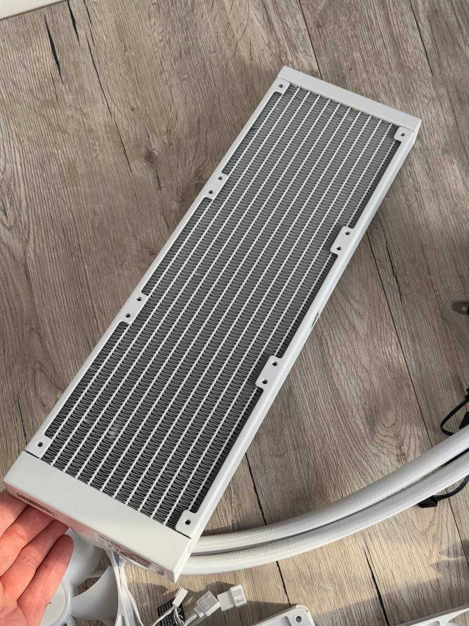 Система рідинного охолодження AIO Corsair Nautilus 360 RS ARGB – White
