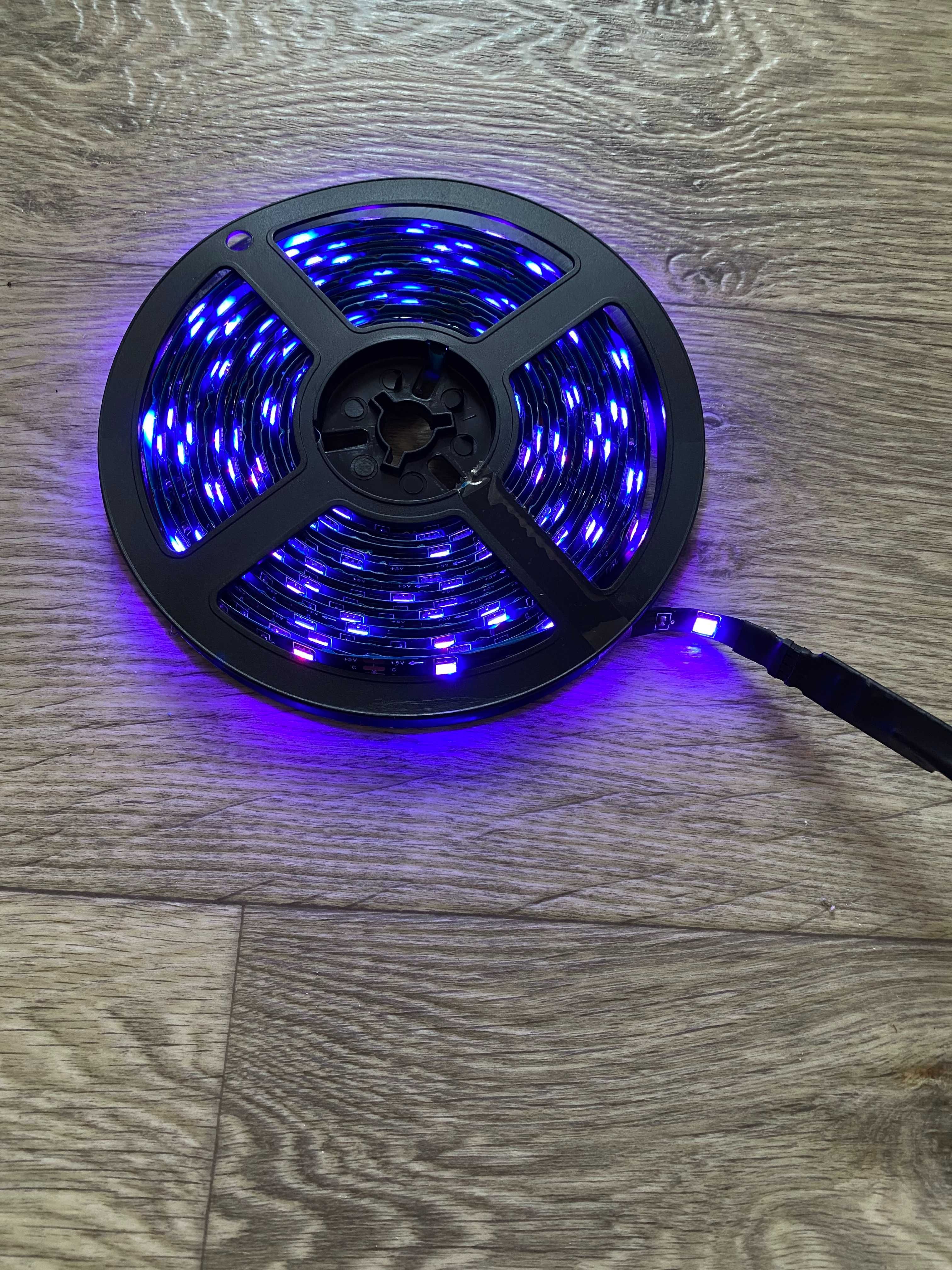 Світлодіодна стрічка USB LED 5050 RGB комплект 5 метрів з пультом