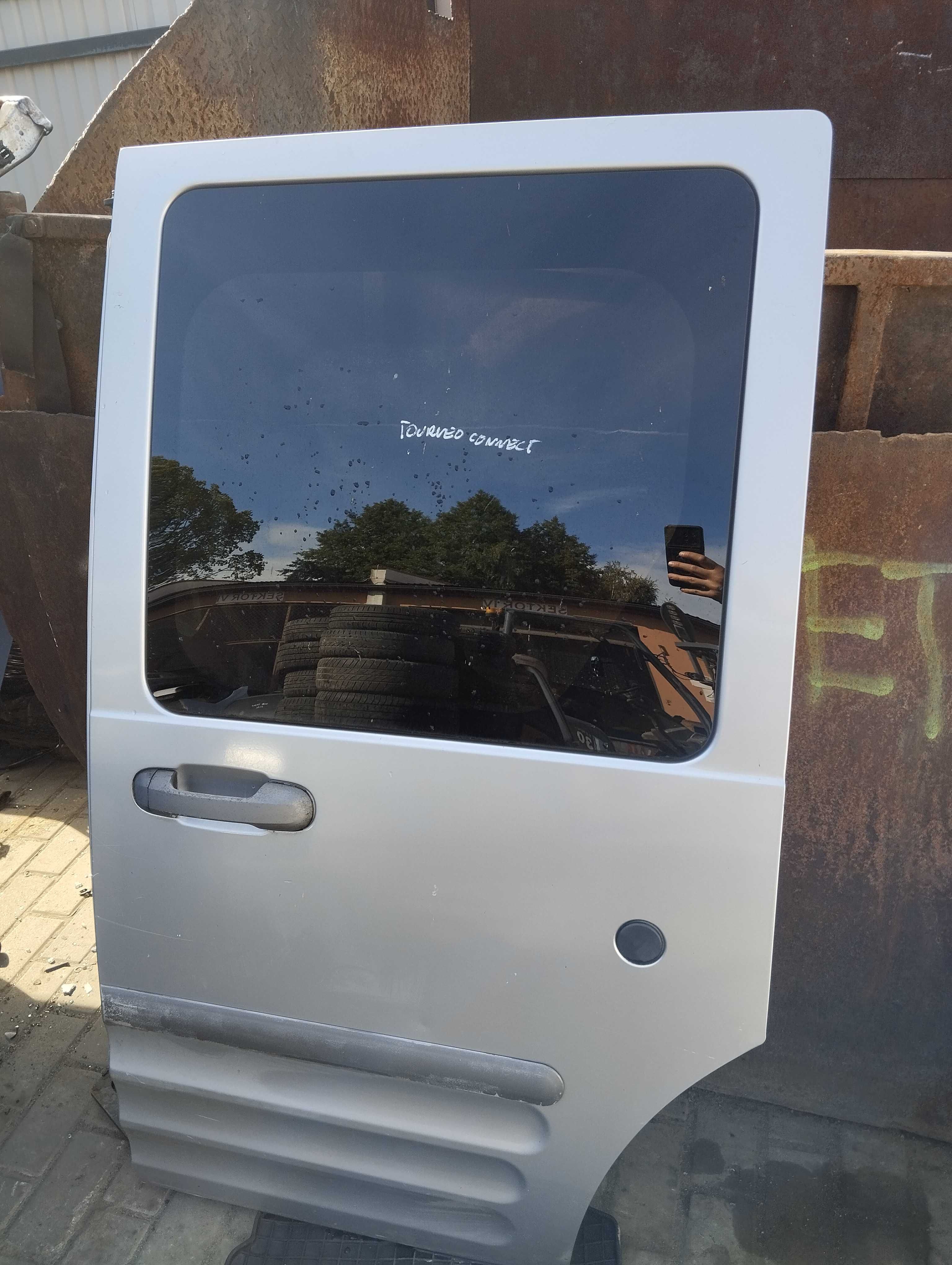 Drzwi Przesuwne Boczne Lewe Ford Transit Connect Tourneo MK1