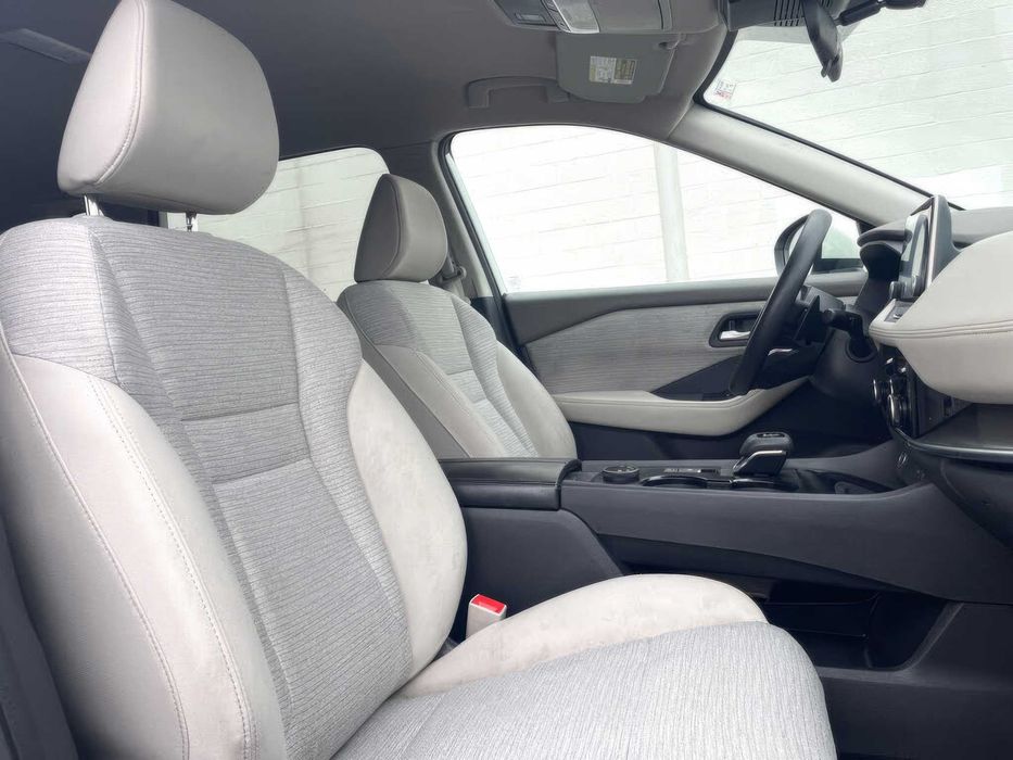 Nissan Rogue      2021