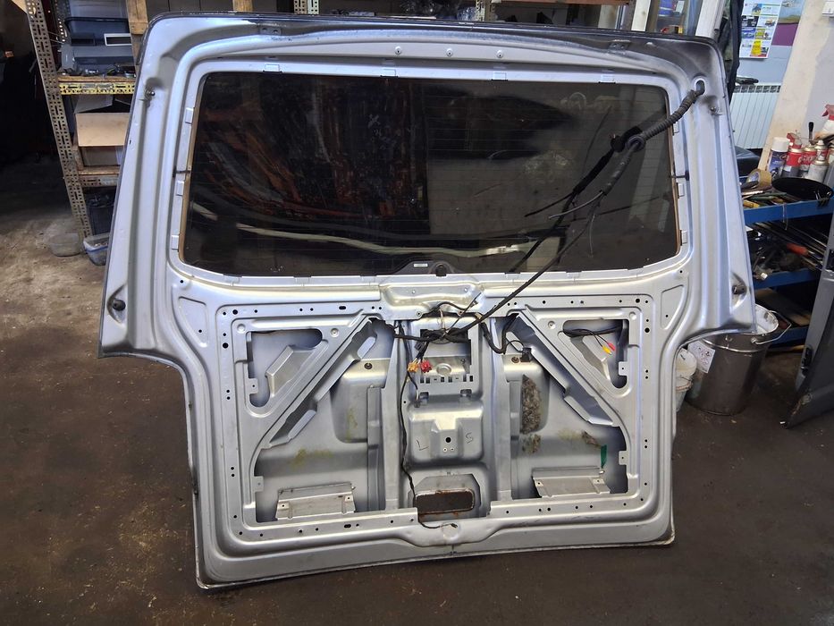 vw t5 klapa tylna z szyba spoiler
