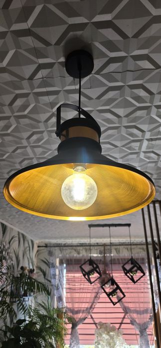 Lampa wisząca czarna złota loft