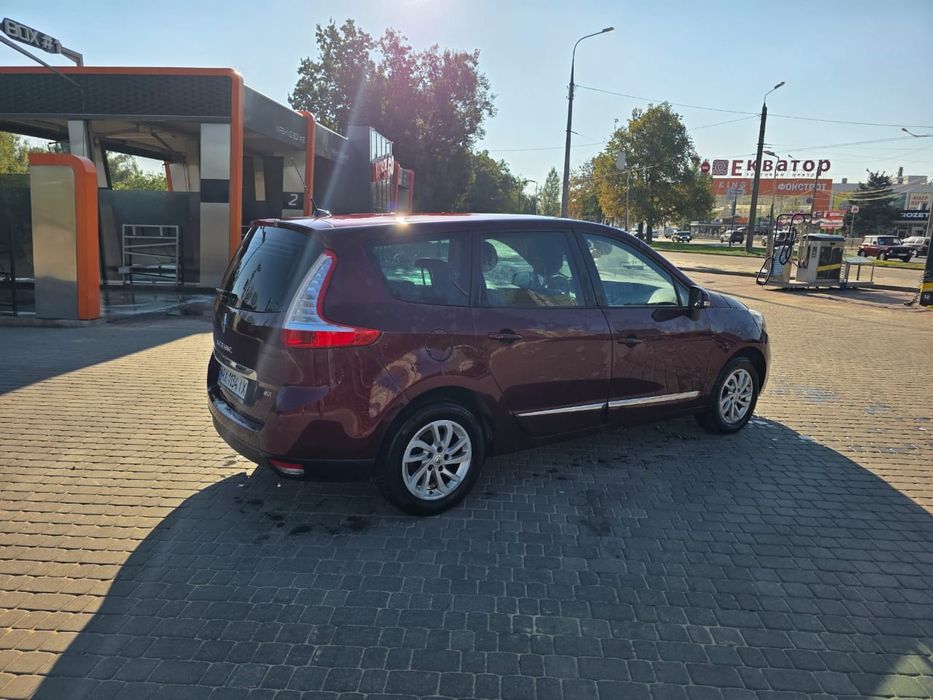 Продам Renault grand scenic 3 2013  3 2013