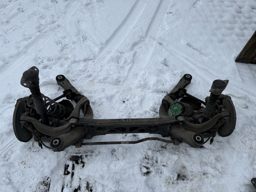 Audi A6 C7 Zawieszenie Tył belka wózek zwrotnica