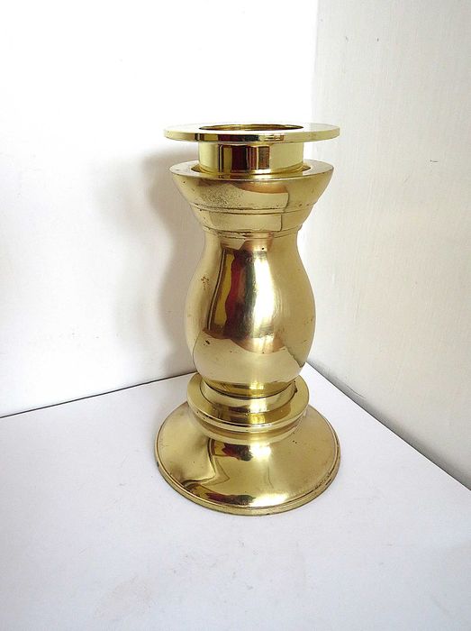 Mosiężny duży świecznik ,dwa dzwoneczki