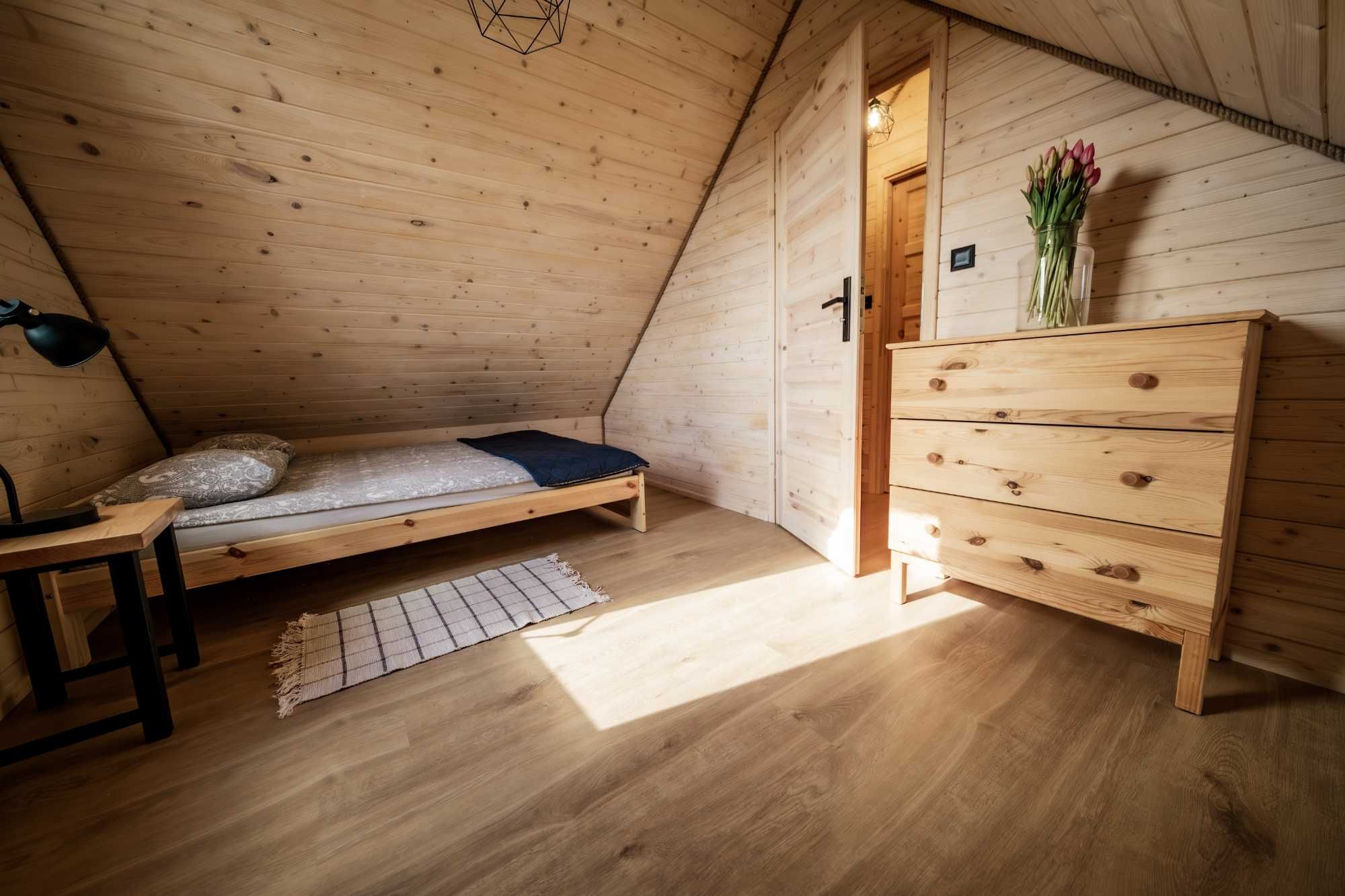 Domki Między Łąkami  Gorąca Balia Jacuzzi. Mazury Giżycko Pieczarki.