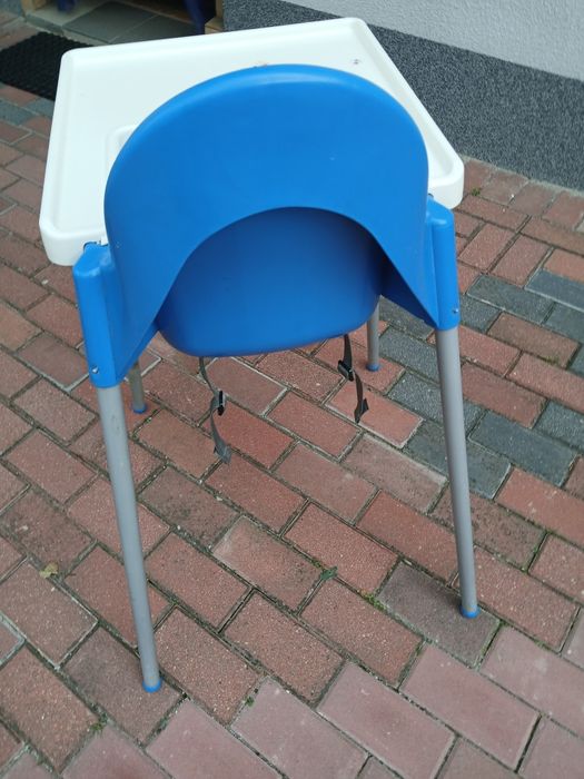 Krzeselko do karmienia