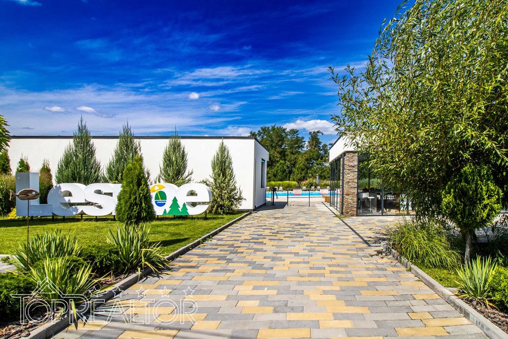 Офис продаж в КП "Лесное"  участок 13 соток в лесопарке без комиссии