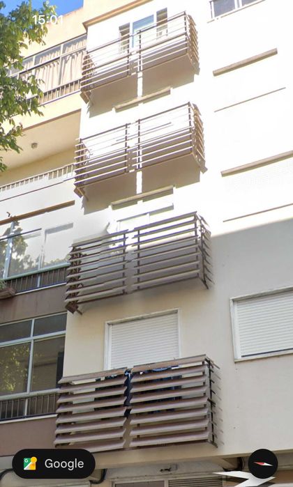 T2 Renovado em Queluz. Excelente localização.