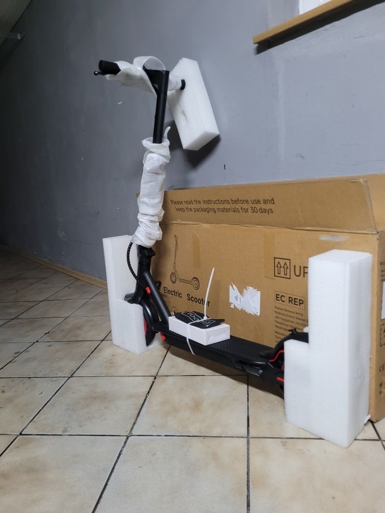 Hulajnoga elektryczna skuter elektryczny elektryczny pojazd rower elec