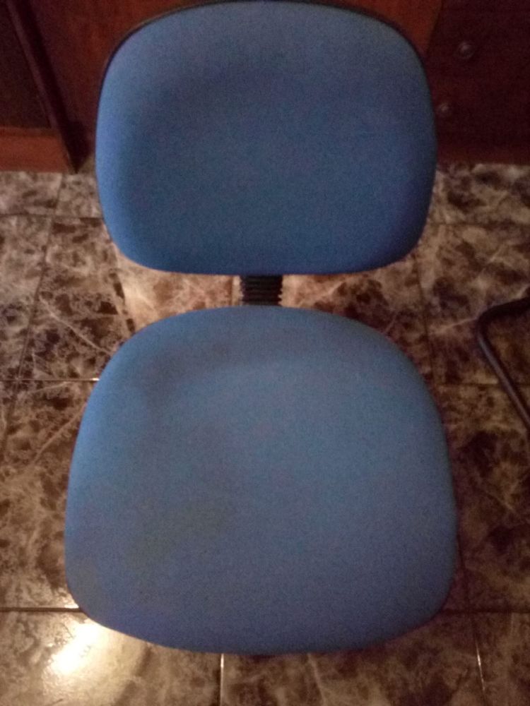 Pack 2 cadeiras de visitante em estofo azul