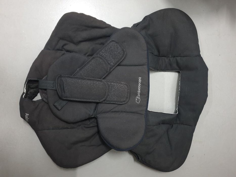 Cadeira auto Axiss Bébéconfort Maxi-Cosi como nova