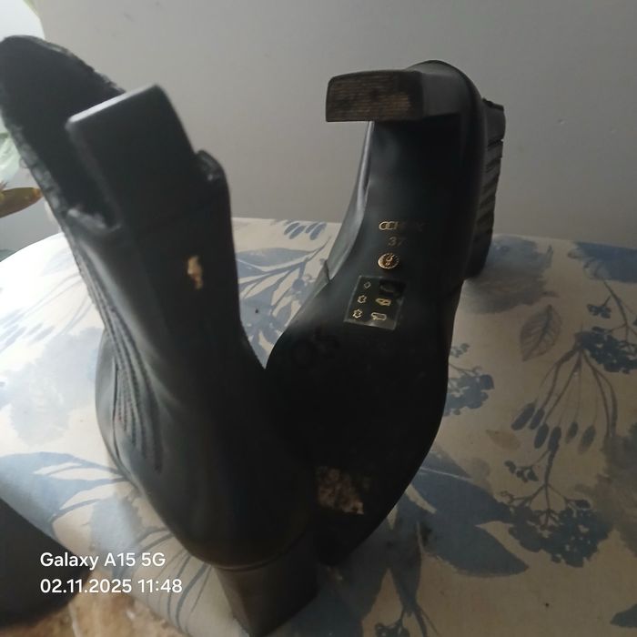 sprzedam  kozaczki Ochnik 37