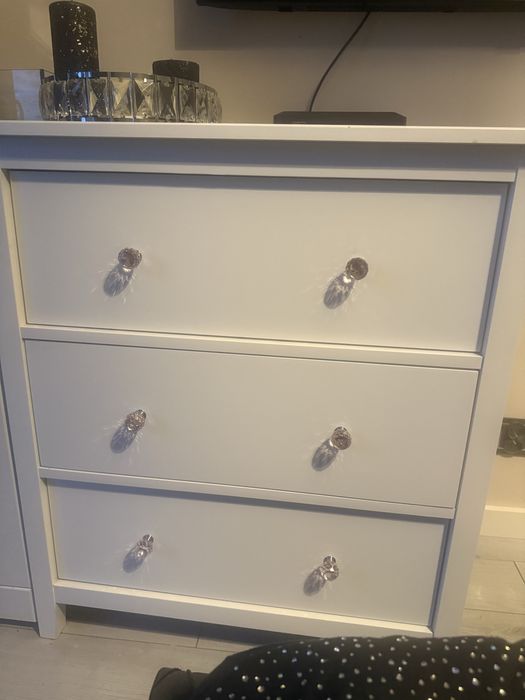 Komoda biała szuflady