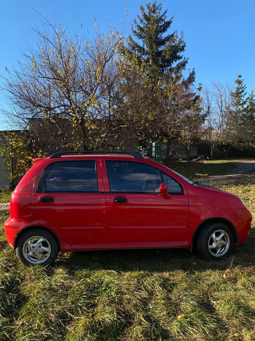 Продається машину Cherry QQ