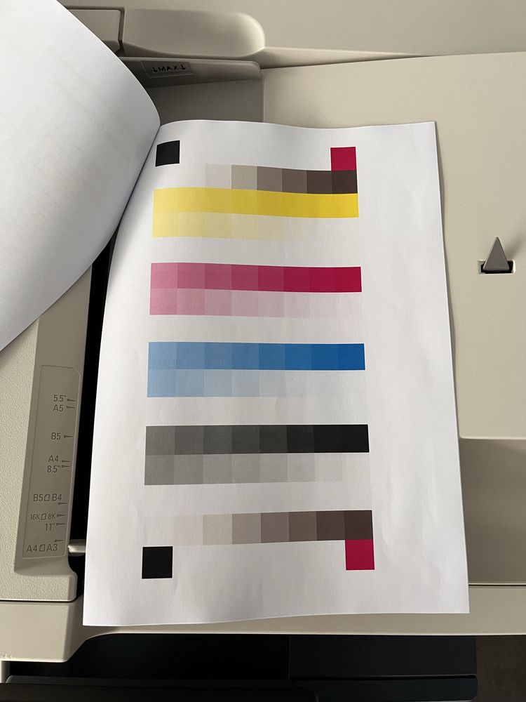 Impressosa Xerox Versalink C7020/C7025 Usada em Estado como Novo