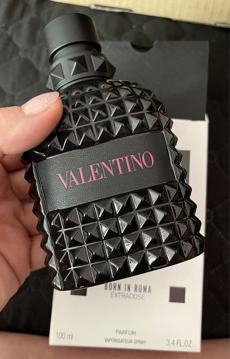 Valentino Born In Roma Extradose
